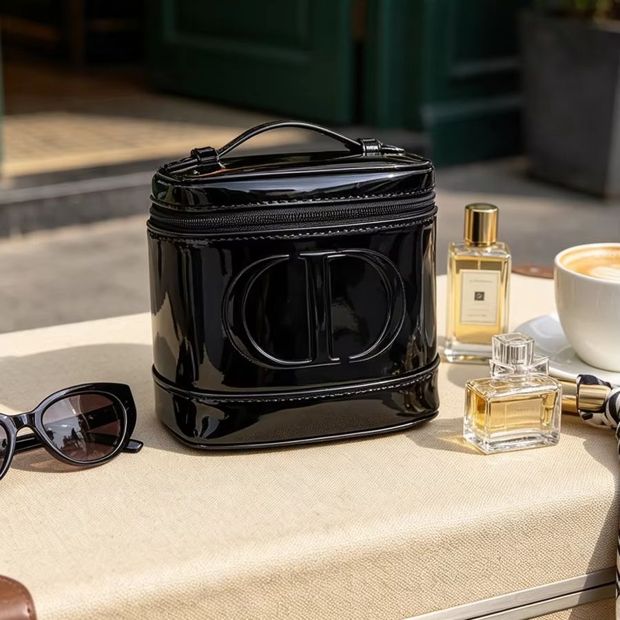 Borsa DIOR in rete nera da don - Beauty Preservation Makeup Bag recensione e prezzo